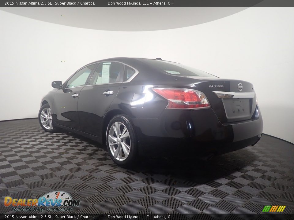 2015 Nissan Altima 2.5 SL Super Black / Charcoal Photo #13