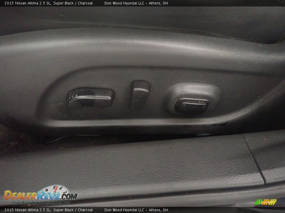 2015 Nissan Altima 2.5 SL Super Black / Charcoal Photo #25