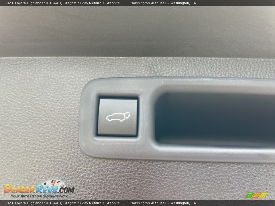 2021 Toyota Highlander XLE AWD Magnetic Gray Metallic / Graphite Photo #14
