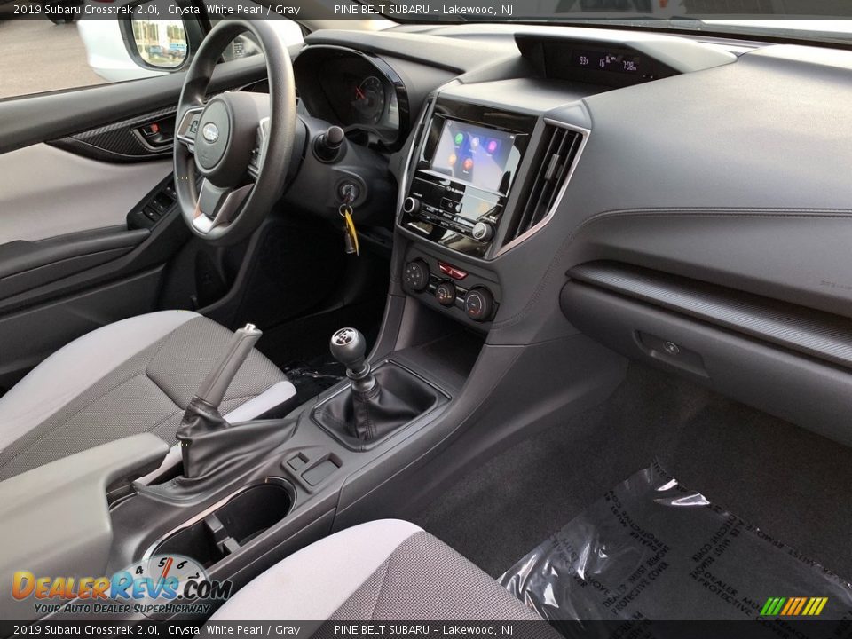 2019 Subaru Crosstrek 2.0i Crystal White Pearl / Gray Photo #24