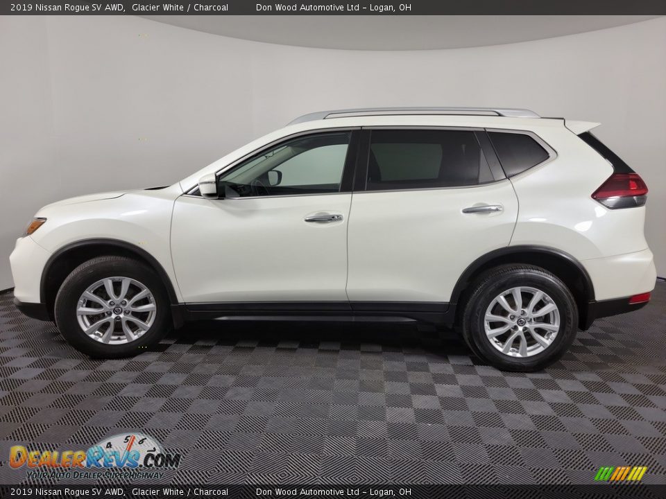 2019 Nissan Rogue SV AWD Glacier White / Charcoal Photo #6