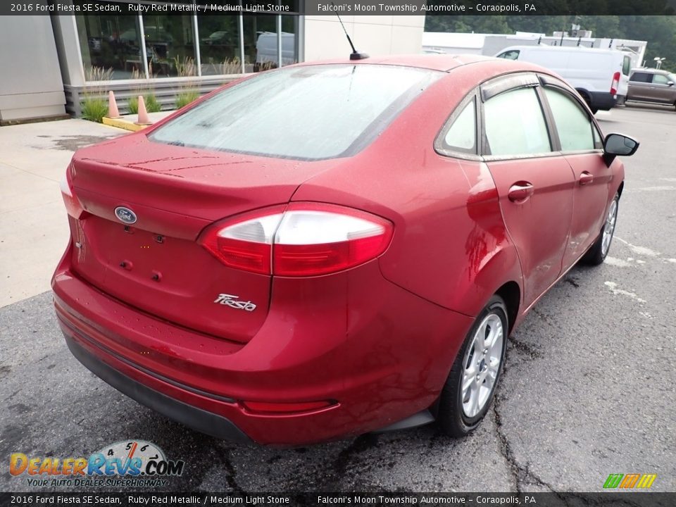 2016 Ford Fiesta SE Sedan Ruby Red Metallic / Medium Light Stone Photo #2