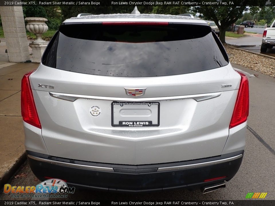 2019 Cadillac XT5 Radiant Silver Metallic / Sahara Beige Photo #3