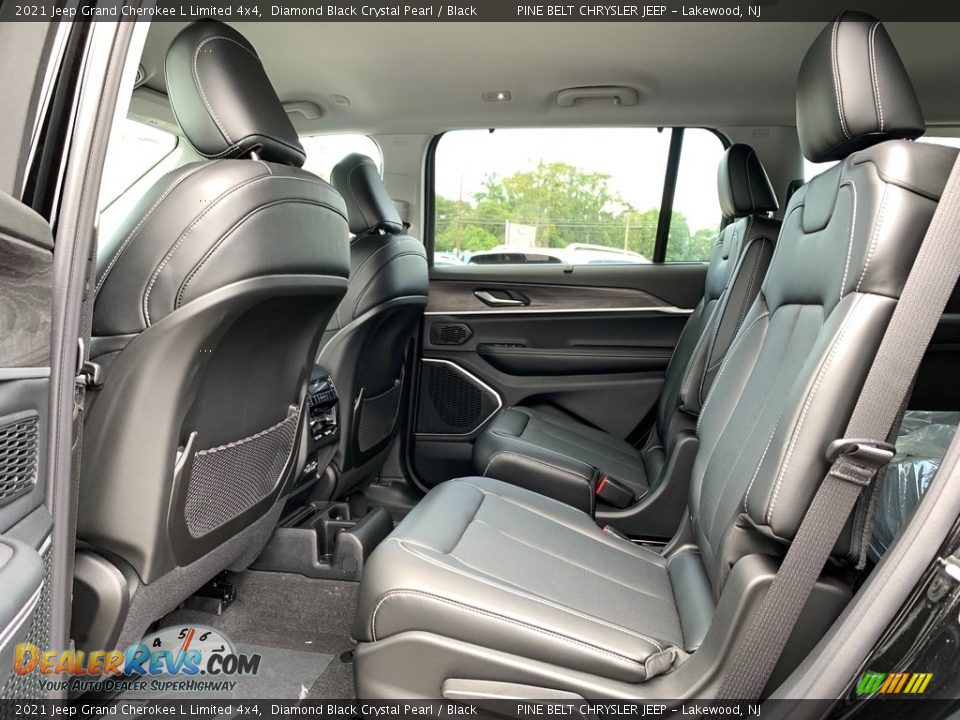 2021 Jeep Grand Cherokee L Limited 4x4 Diamond Black Crystal Pearl / Black Photo #9