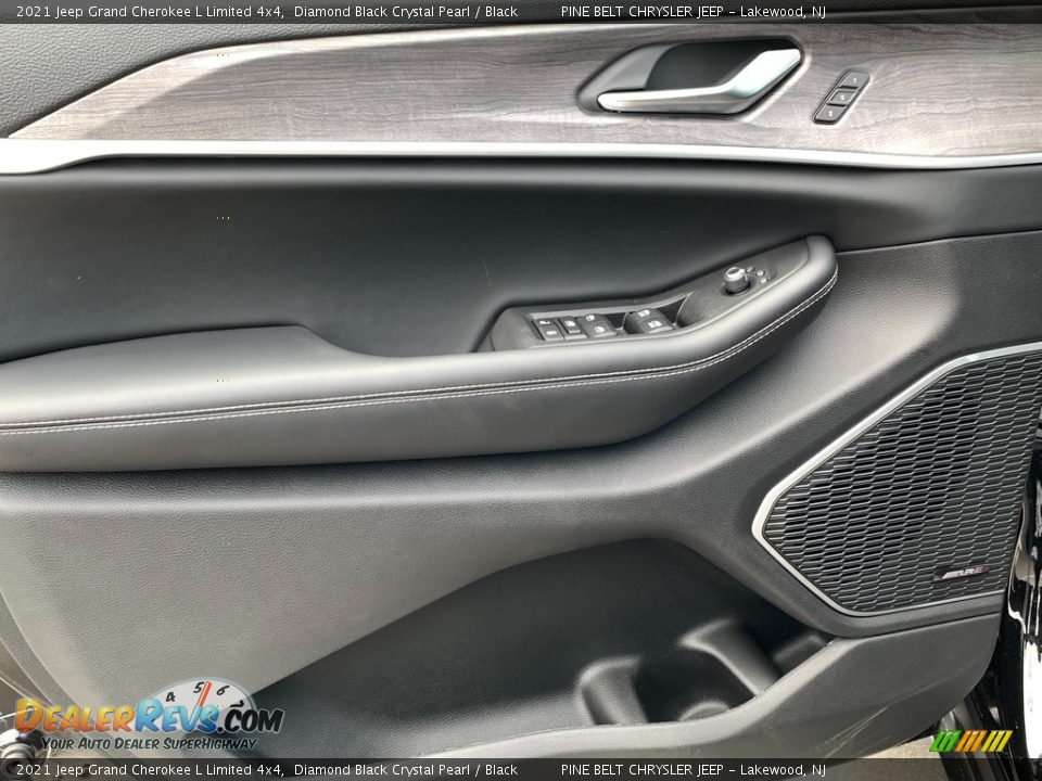 2021 Jeep Grand Cherokee L Limited 4x4 Diamond Black Crystal Pearl / Black Photo #13