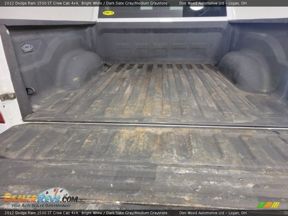 2012 Dodge Ram 1500 ST Crew Cab 4x4 Bright White / Dark Slate Gray/Medium Graystone Photo #10