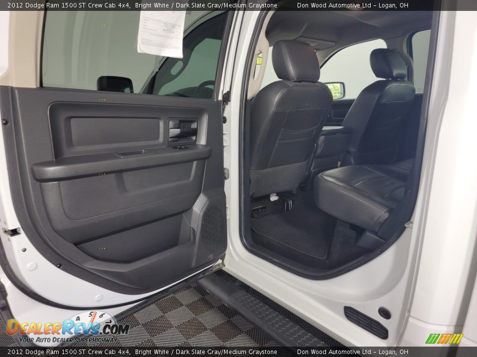 2012 Dodge Ram 1500 ST Crew Cab 4x4 Bright White / Dark Slate Gray/Medium Graystone Photo #23