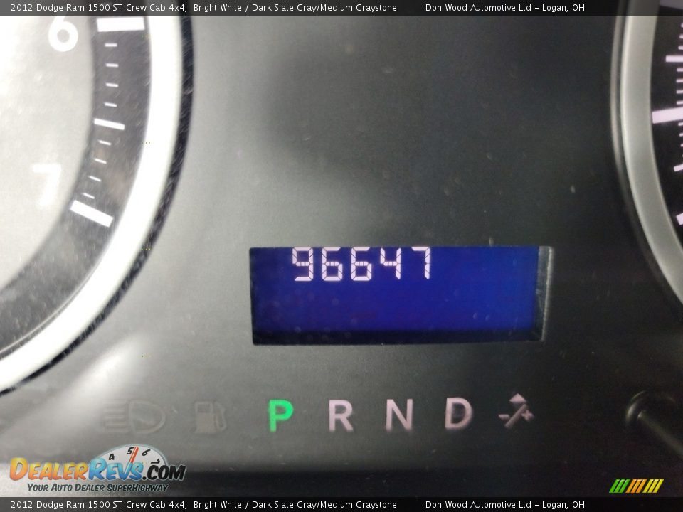 2012 Dodge Ram 1500 ST Crew Cab 4x4 Bright White / Dark Slate Gray/Medium Graystone Photo #30