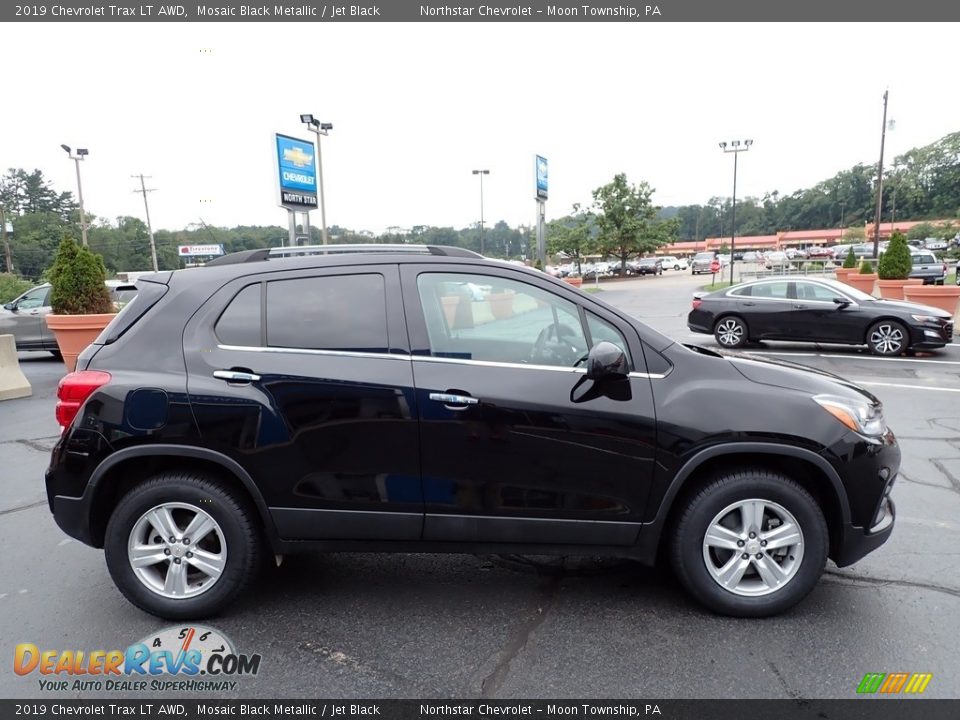 2019 Chevrolet Trax LT AWD Mosaic Black Metallic / Jet Black Photo #10