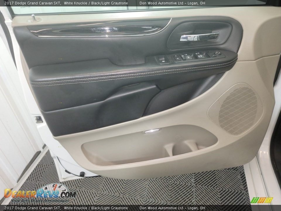 2017 Dodge Grand Caravan SXT White Knuckle / Black/Light Graystone Photo #11