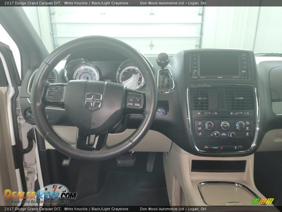 2017 Dodge Grand Caravan SXT White Knuckle / Black/Light Graystone Photo #15