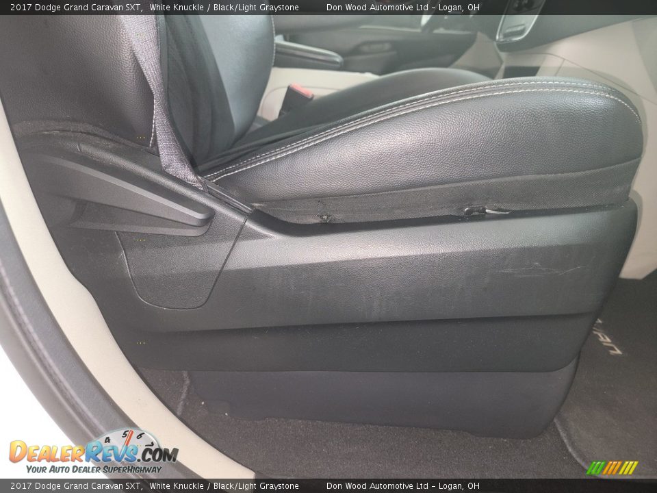 2017 Dodge Grand Caravan SXT White Knuckle / Black/Light Graystone Photo #27