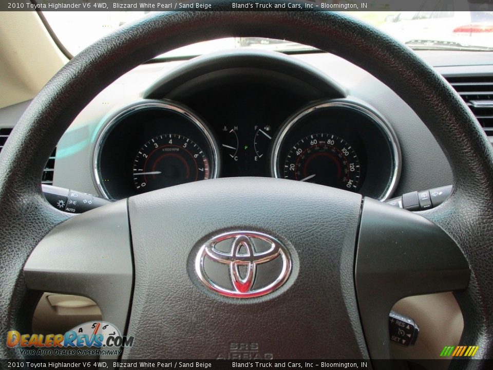 2010 Toyota Highlander V6 4WD Blizzard White Pearl / Sand Beige Photo #15