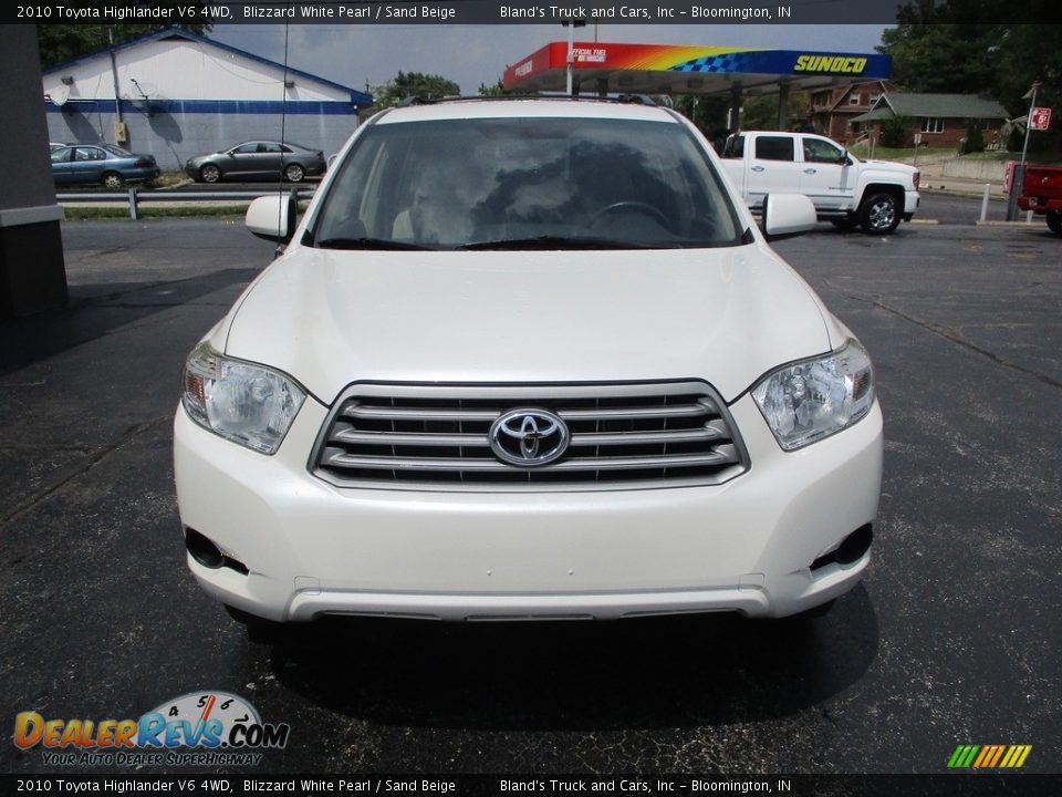 2010 Toyota Highlander V6 4WD Blizzard White Pearl / Sand Beige Photo #24