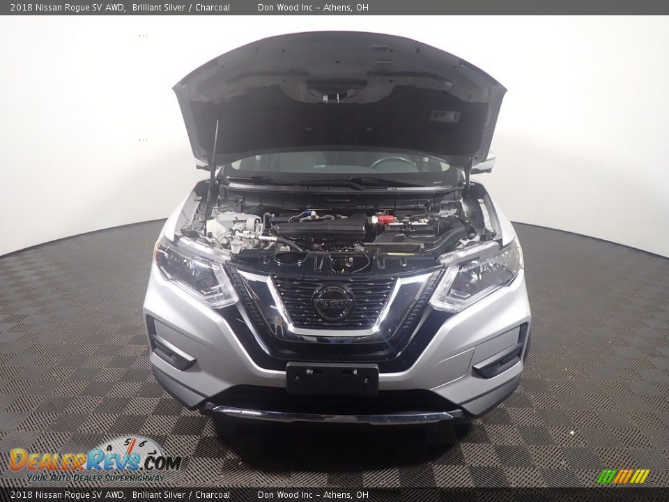 2018 Nissan Rogue SV AWD Brilliant Silver / Charcoal Photo #8
