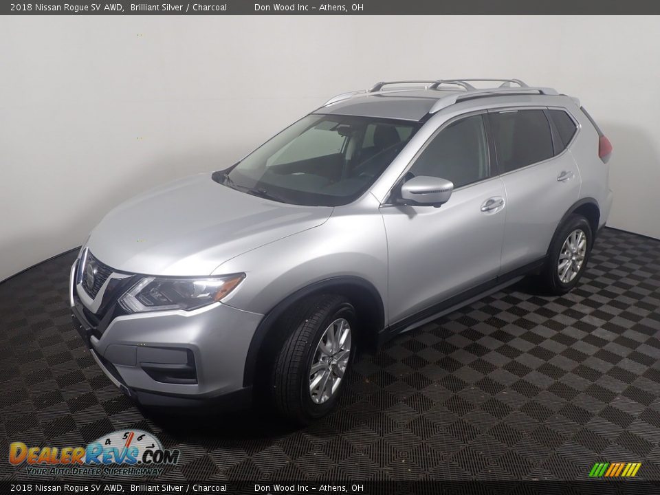 2018 Nissan Rogue SV AWD Brilliant Silver / Charcoal Photo #11