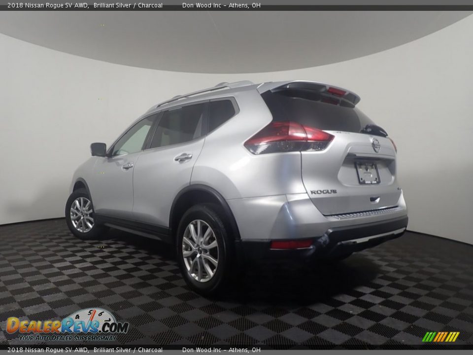 2018 Nissan Rogue SV AWD Brilliant Silver / Charcoal Photo #13