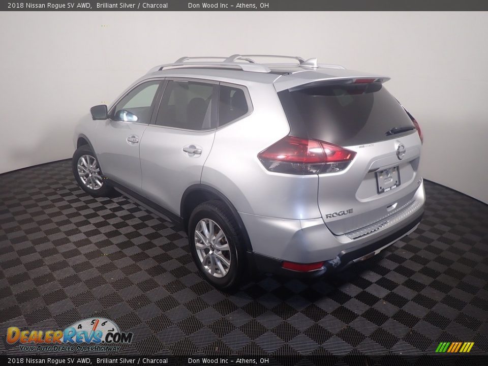 2018 Nissan Rogue SV AWD Brilliant Silver / Charcoal Photo #14