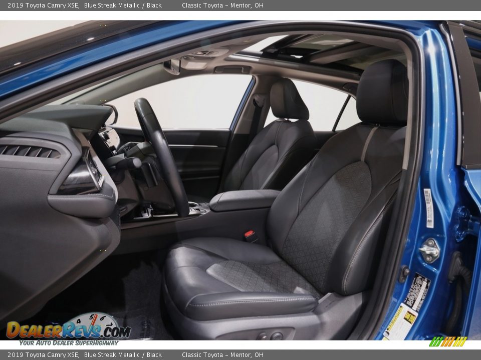 2019 Toyota Camry XSE Blue Streak Metallic / Black Photo #5