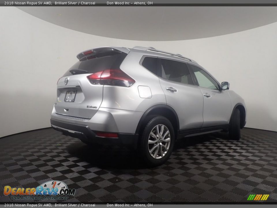 2018 Nissan Rogue SV AWD Brilliant Silver / Charcoal Photo #19
