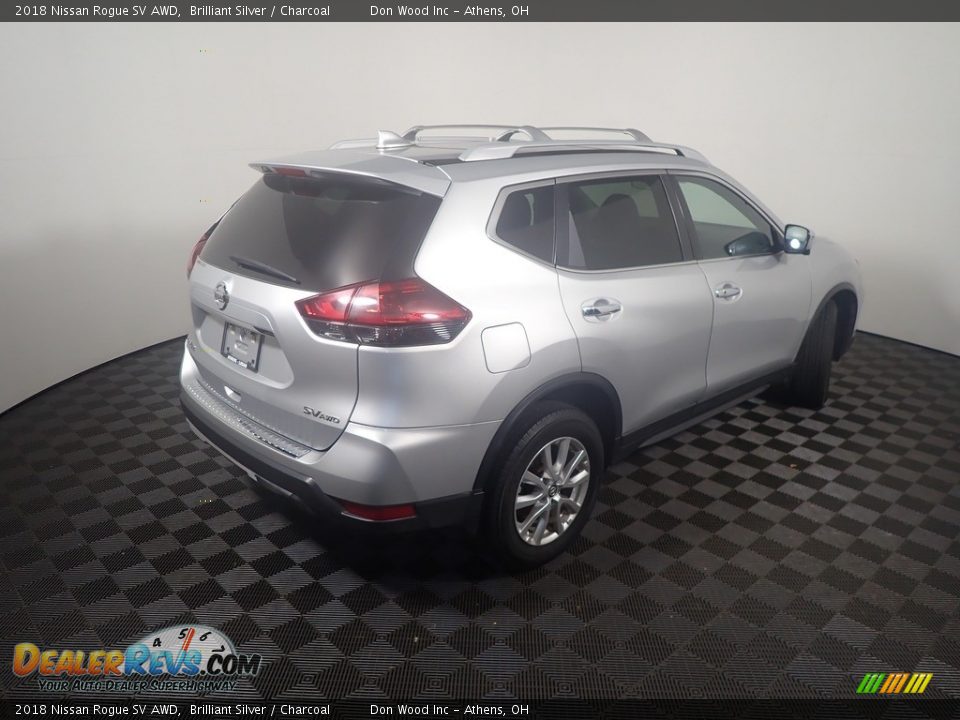 2018 Nissan Rogue SV AWD Brilliant Silver / Charcoal Photo #20