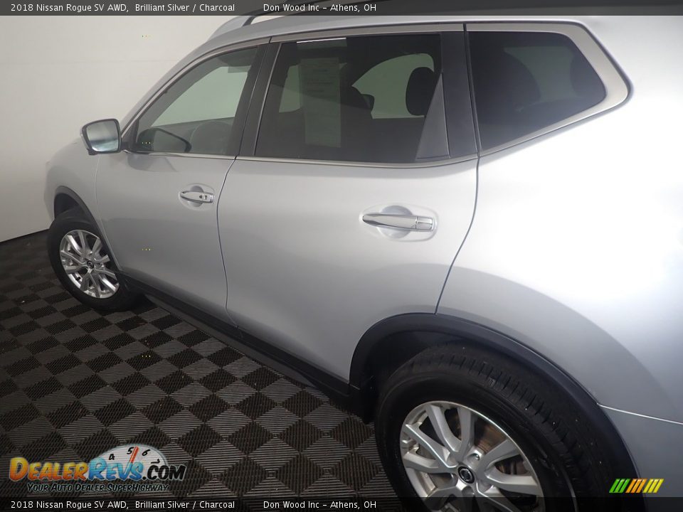 2018 Nissan Rogue SV AWD Brilliant Silver / Charcoal Photo #21