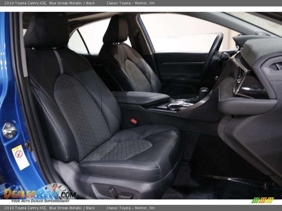 2019 Toyota Camry XSE Blue Streak Metallic / Black Photo #16