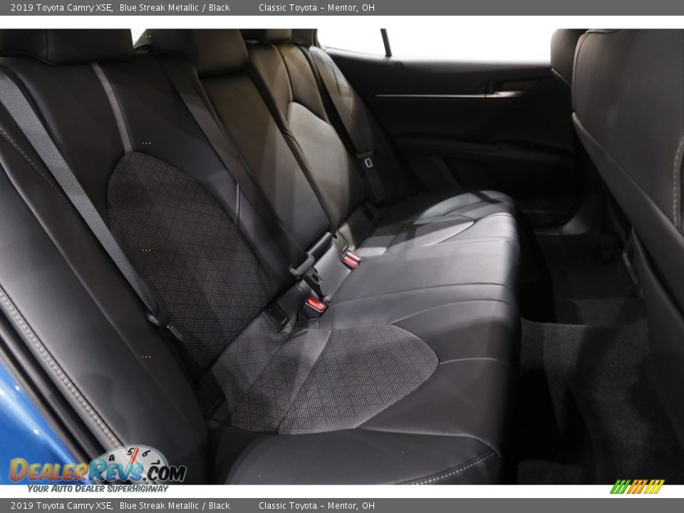 2019 Toyota Camry XSE Blue Streak Metallic / Black Photo #17