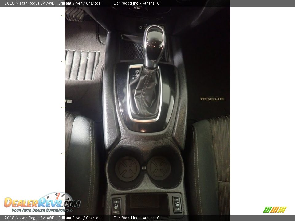 2018 Nissan Rogue SV AWD Brilliant Silver / Charcoal Photo #35