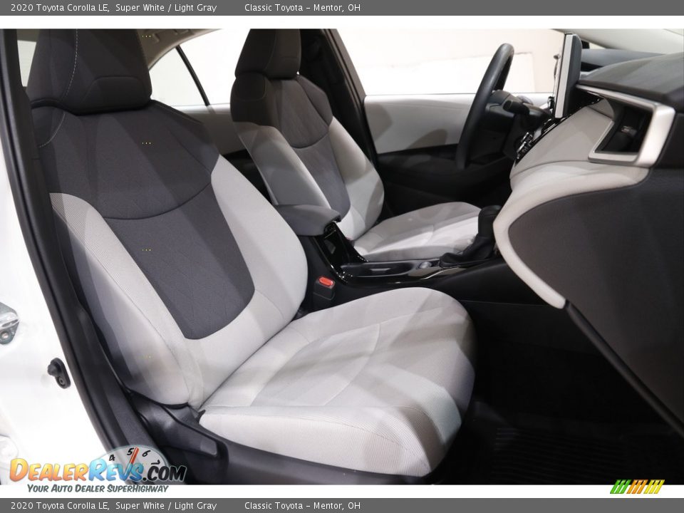2020 Toyota Corolla LE Super White / Light Gray Photo #13