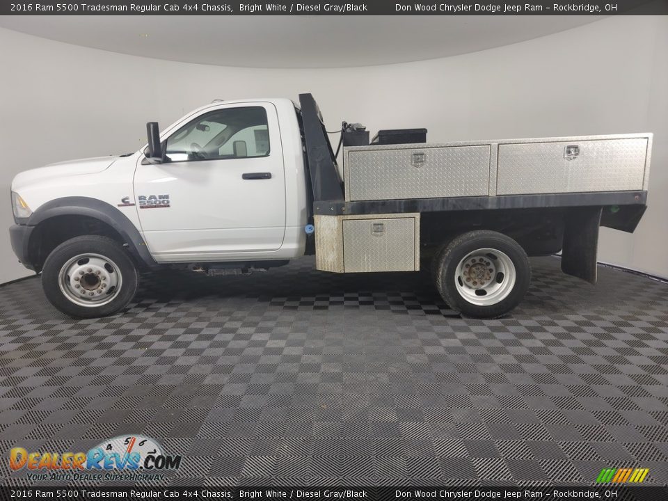 Bright White 2016 Ram 5500 Tradesman Regular Cab 4x4 Chassis Photo #5