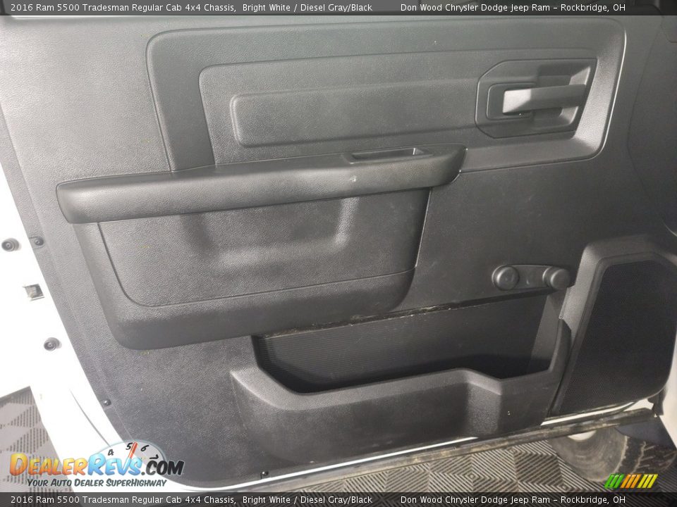 Door Panel of 2016 Ram 5500 Tradesman Regular Cab 4x4 Chassis Photo #16