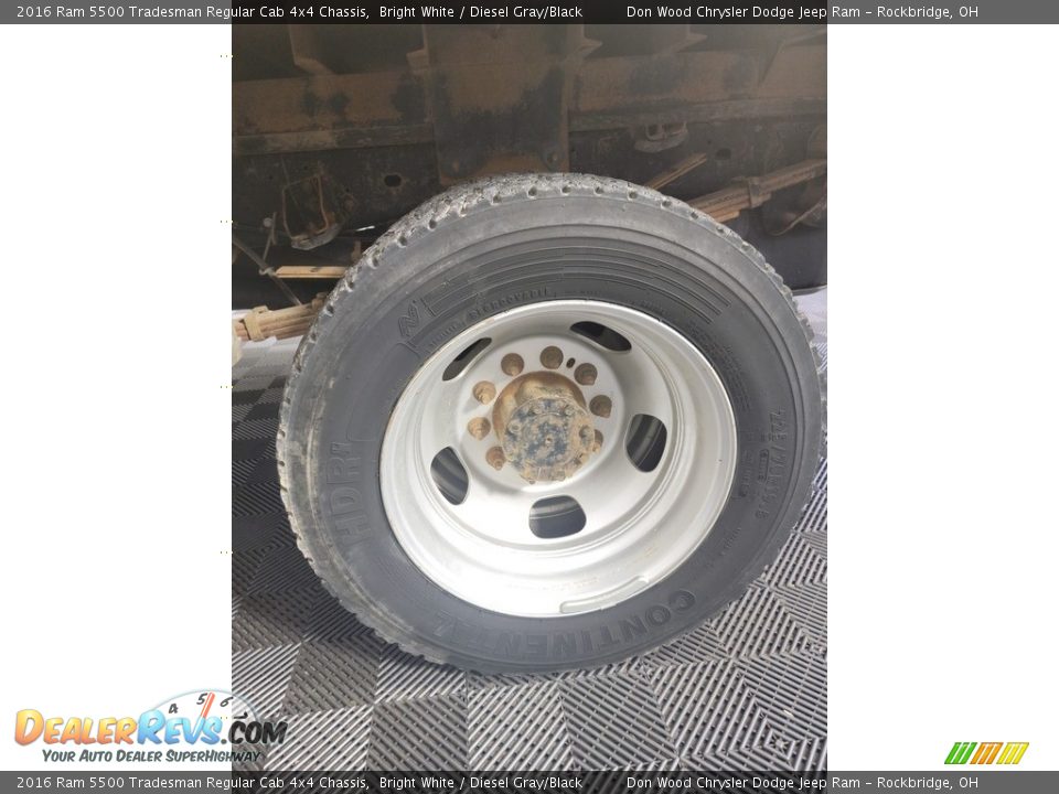 2016 Ram 5500 Tradesman Regular Cab 4x4 Chassis Wheel Photo #23
