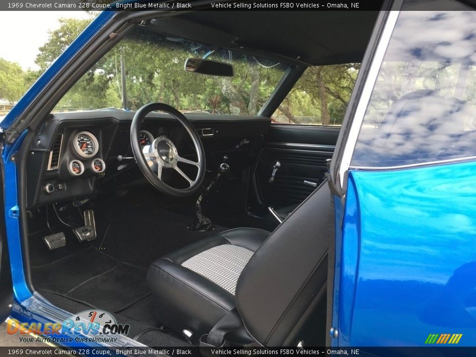 1969 Chevrolet Camaro Z28 Coupe Bright Blue Metallic / Black Photo #2