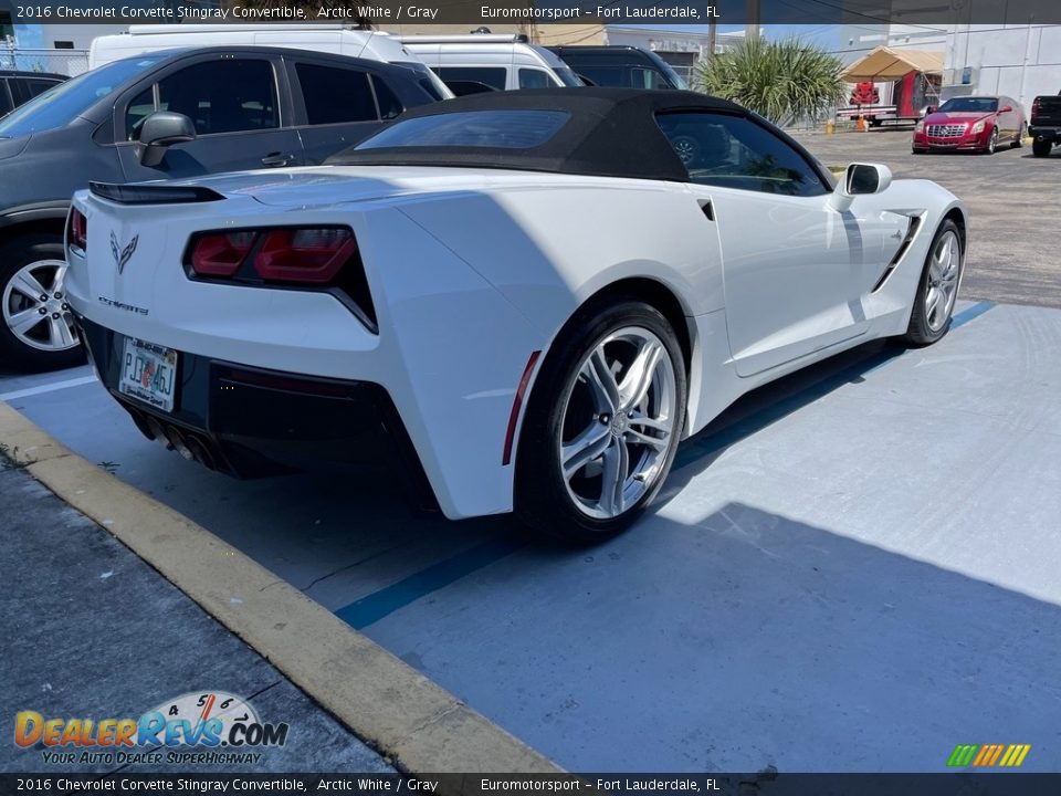 2016 Chevrolet Corvette Stingray Convertible Arctic White / Gray Photo #31
