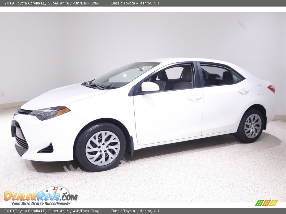 2019 Toyota Corolla LE Super White / Ash/Dark Gray Photo #3