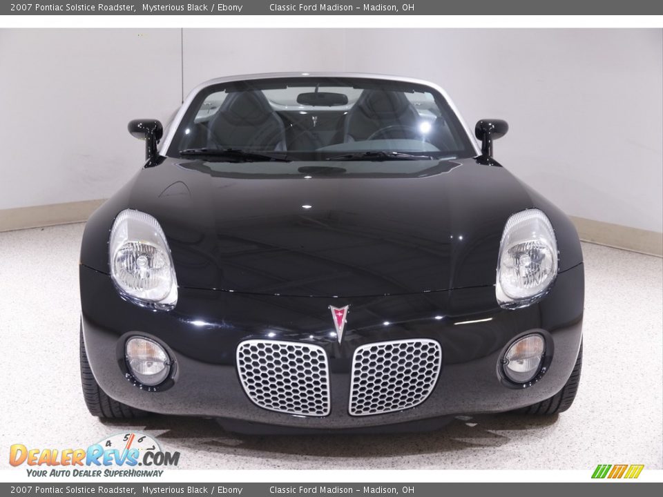 2007 Pontiac Solstice Roadster Mysterious Black / Ebony Photo #2