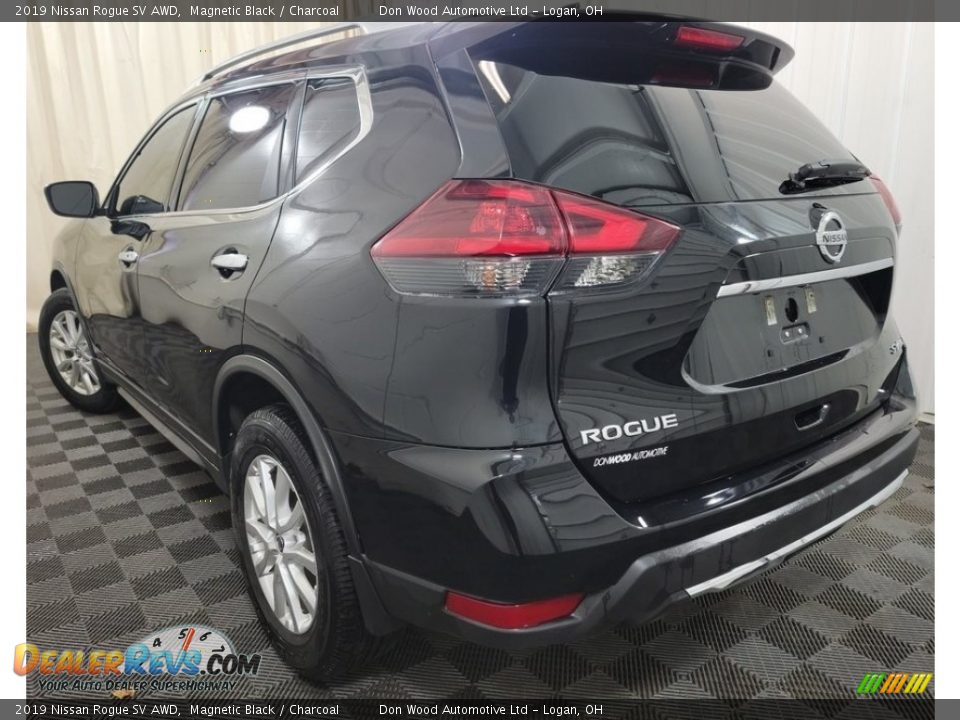 2019 Nissan Rogue SV AWD Magnetic Black / Charcoal Photo #5