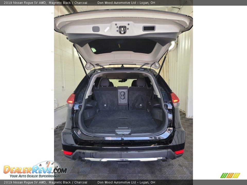 2019 Nissan Rogue SV AWD Magnetic Black / Charcoal Photo #8