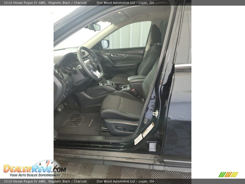 2019 Nissan Rogue SV AWD Magnetic Black / Charcoal Photo #13