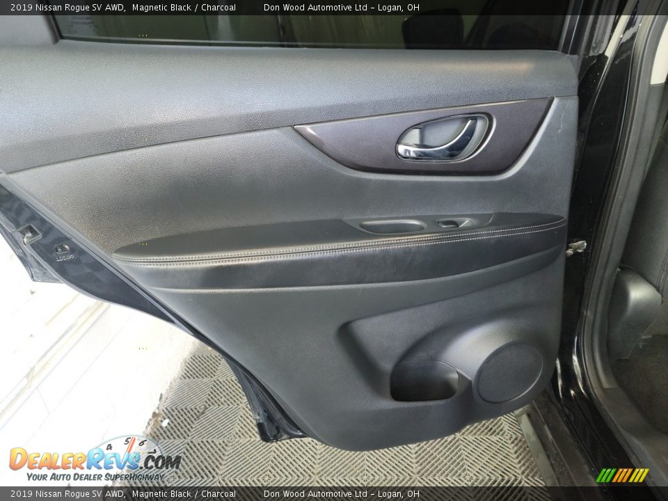 2019 Nissan Rogue SV AWD Magnetic Black / Charcoal Photo #22