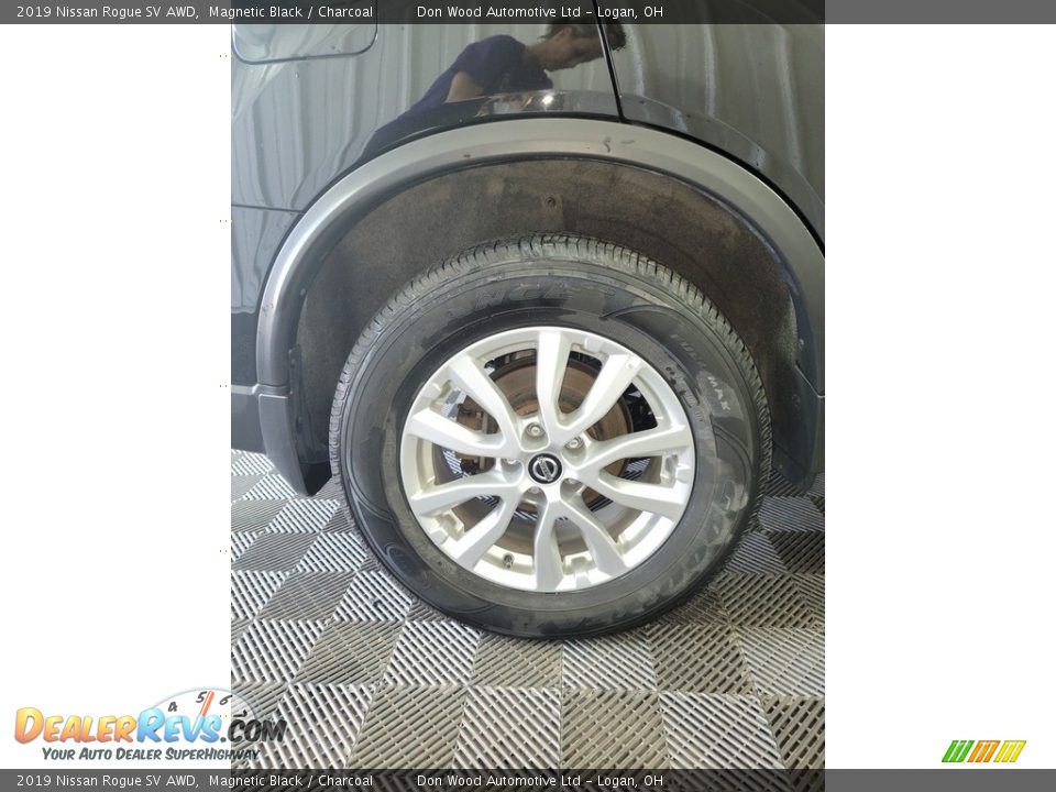 2019 Nissan Rogue SV AWD Magnetic Black / Charcoal Photo #29