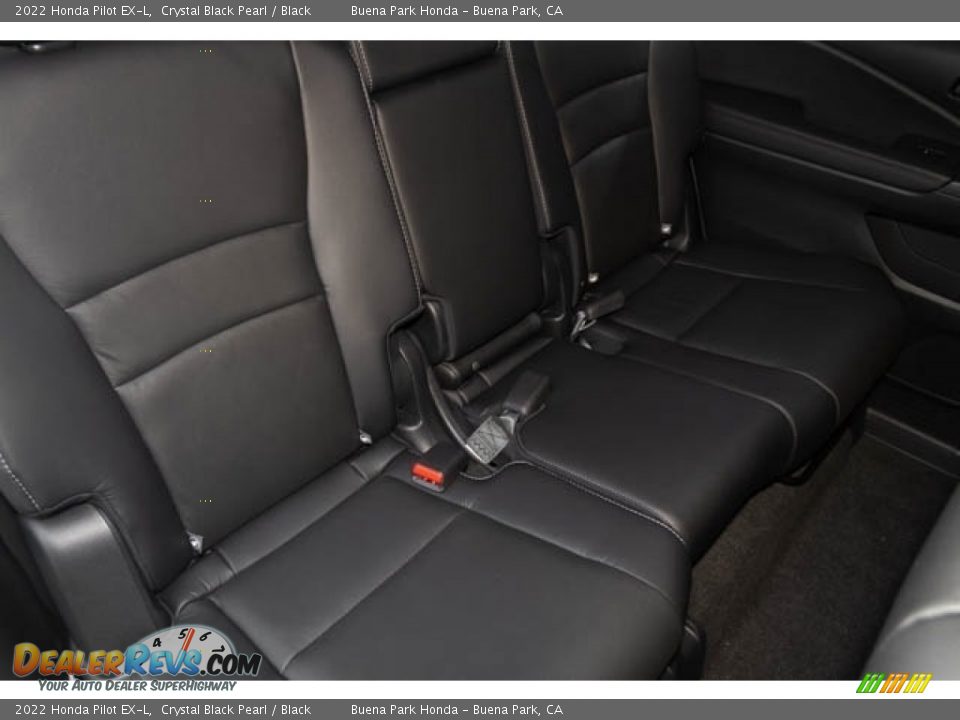 2022 Honda Pilot EX-L Crystal Black Pearl / Black Photo #33