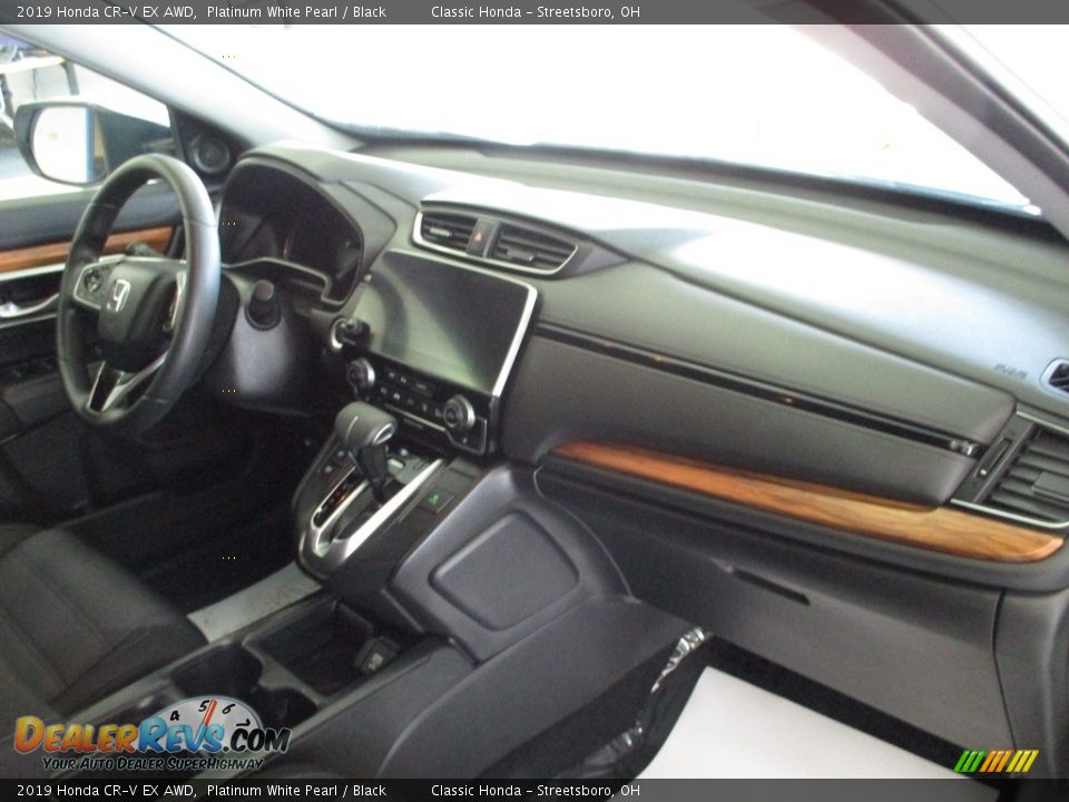 2019 Honda CR-V EX AWD Platinum White Pearl / Black Photo #17