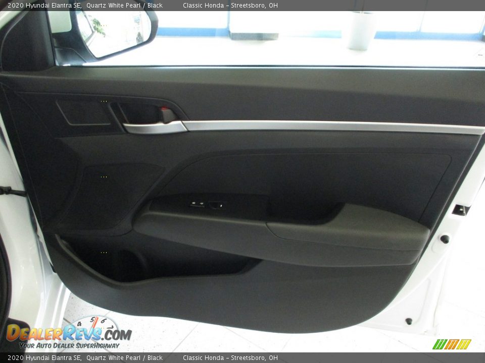 2020 Hyundai Elantra SE Quartz White Pearl / Black Photo #14