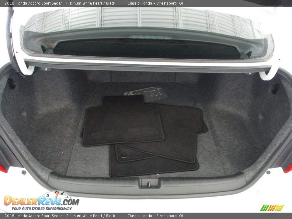 2018 Honda Accord Sport Sedan Platinum White Pearl / Black Photo #11