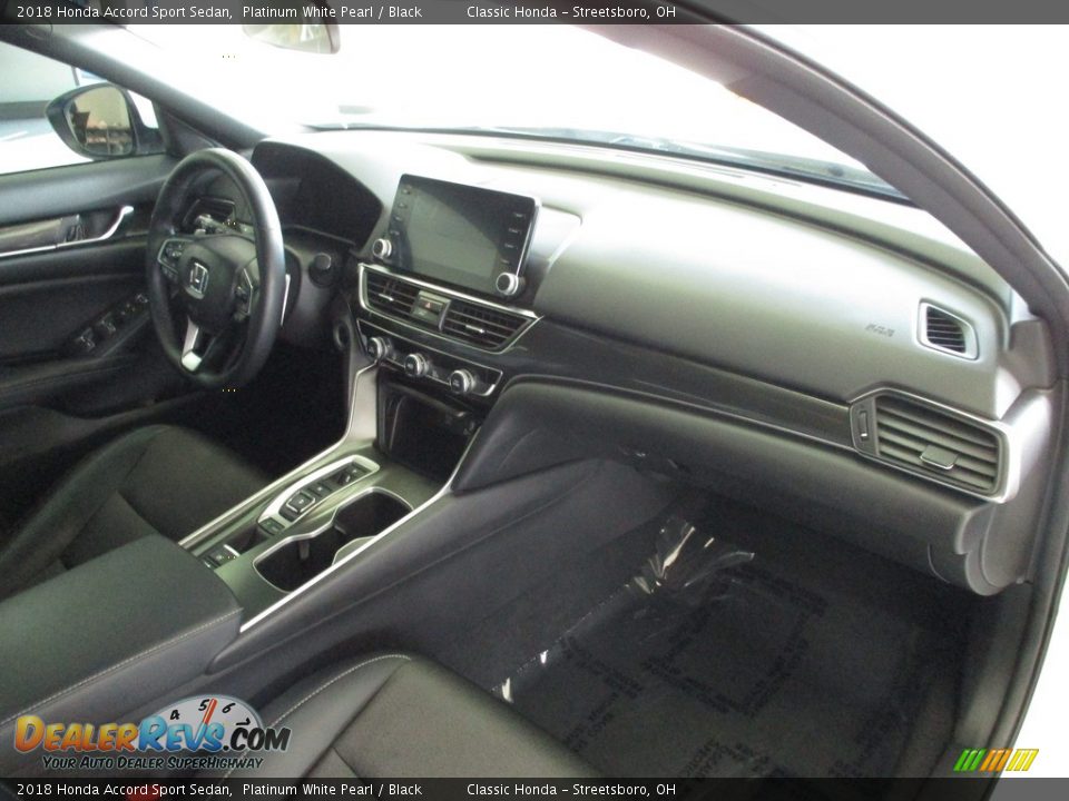 2018 Honda Accord Sport Sedan Platinum White Pearl / Black Photo #15