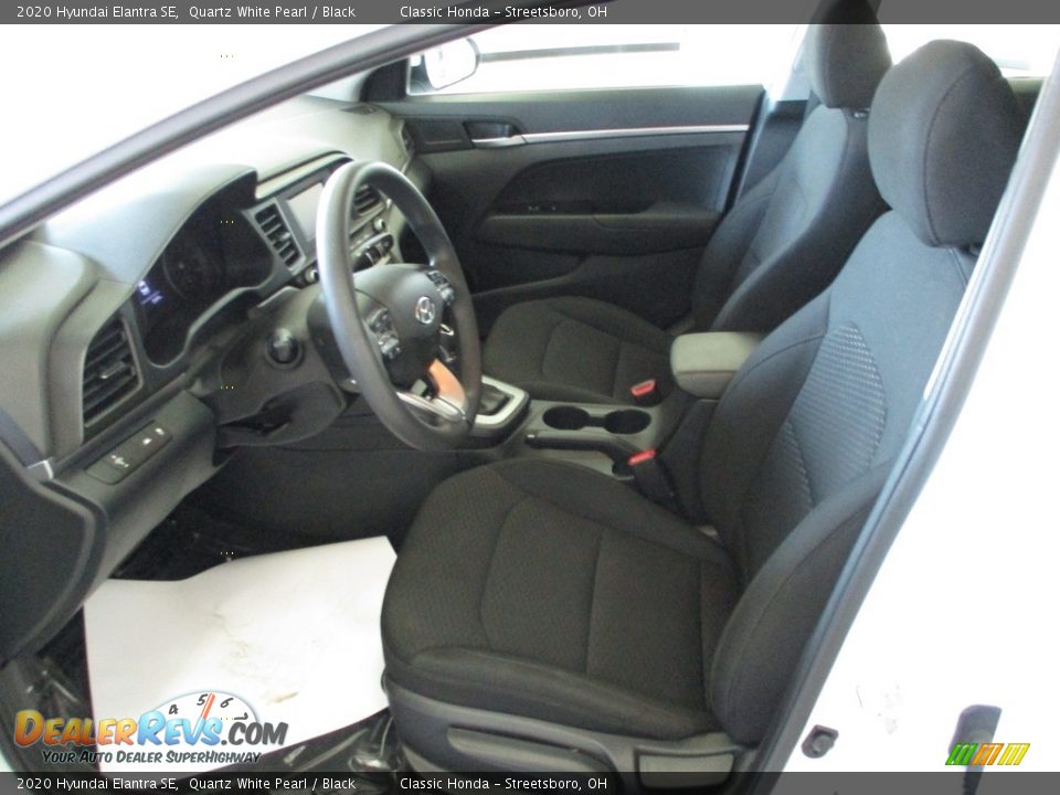 Front Seat of 2020 Hyundai Elantra SE Photo #27
