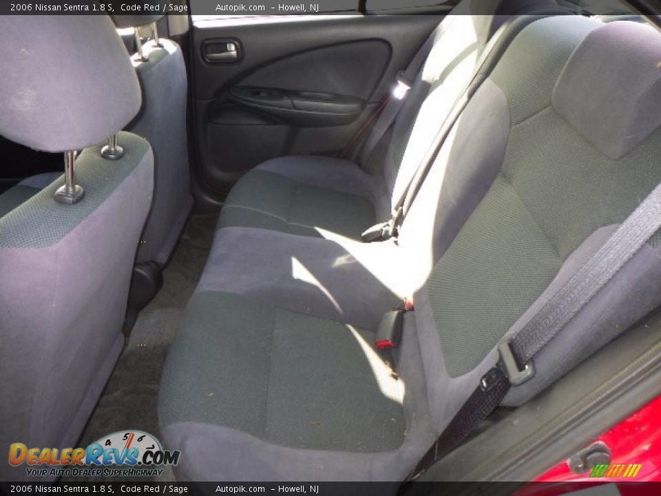 2006 Nissan Sentra 1.8 S Code Red / Sage Photo #9