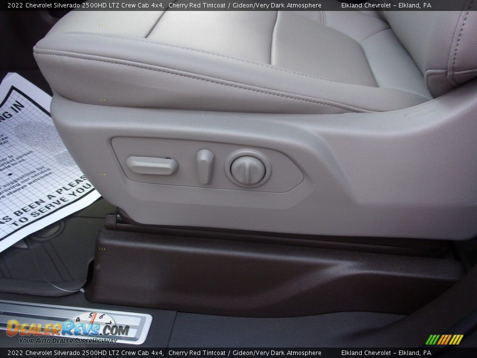 Front Seat of 2022 Chevrolet Silverado 2500HD LTZ Crew Cab 4x4 Photo #20
